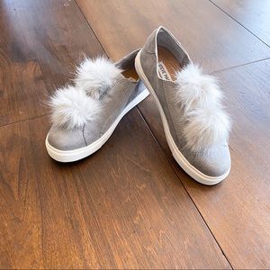 Steve Madden Bryanne Grey Suede Sneaker w Fur Poms
